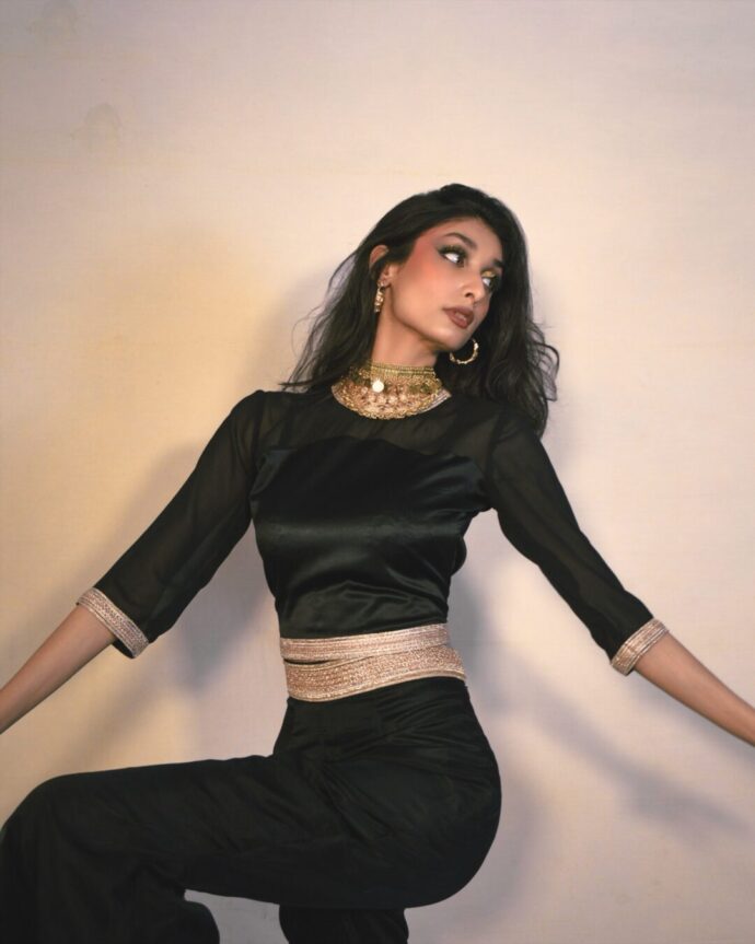 Black Three-Quarter Sleeve Choli