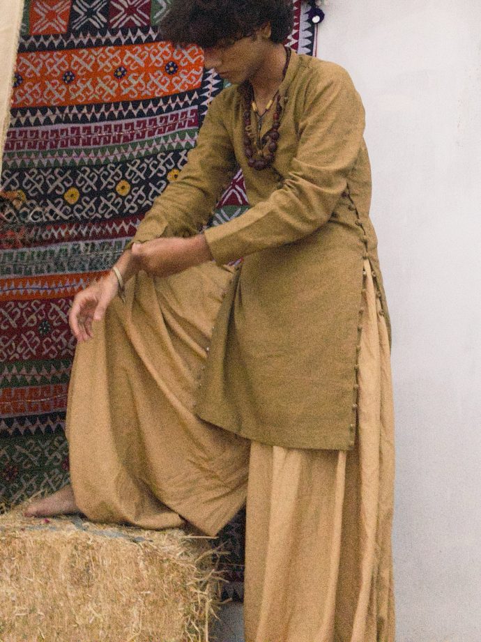 Beige Balloon Shalwar - Image 4